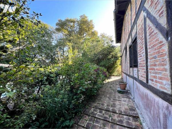 MAISON LANDAISE AVEC PISCINE