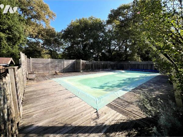 MAISON LANDAISE AVEC PISCINE