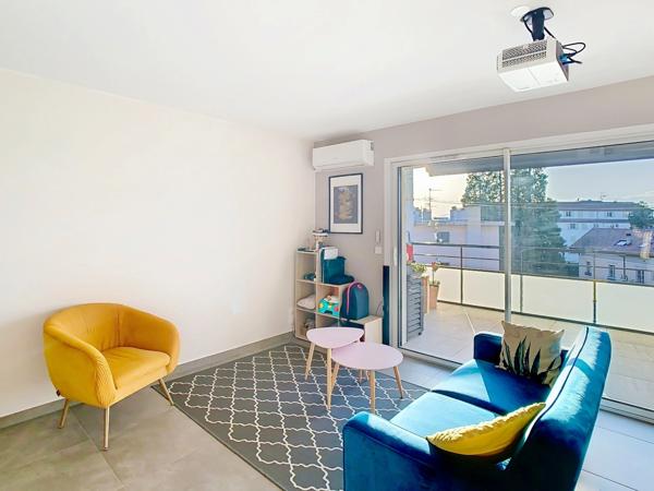 Annemasse (74) - T3 meublé récent - balcon, garage et cave