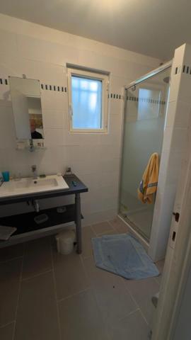 Maison à vendre 6 pièces, 4 chambres avec appartement indépendant au rez de chaussée - à la campagne, 200m du centre village