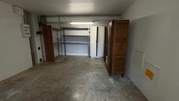 Maison à vendre 6 pièces, 4 chambres avec appartement indépendant au rez de chaussée - à la campagne, 200m du centre village