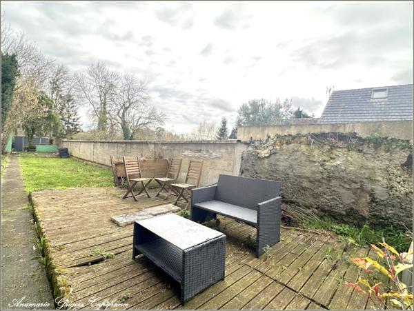 Courville-Sur-Eure à vendre, maison de village 123 m², 2 chambres avec la possibilité d'aménager une troisième chambre