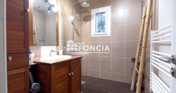 À vendre Maison 6 pièces 122 m² - Guignes 77390