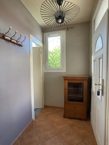 Maison de plain-pied sans travaux au coeur de Saint-Gilles-Cr