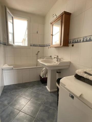Maison de plain-pied sans travaux au coeur de Saint-Gilles-Cr