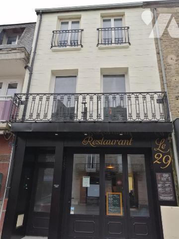 Immeuble centre ville PONTORSON