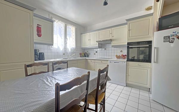 Maison à vendre    4 pièces • 96 m2 Gif-sur-Yvette