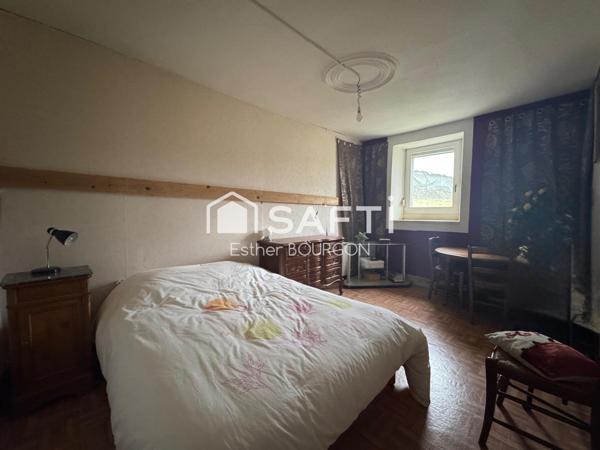 Ancienne ferme avec appartement T4