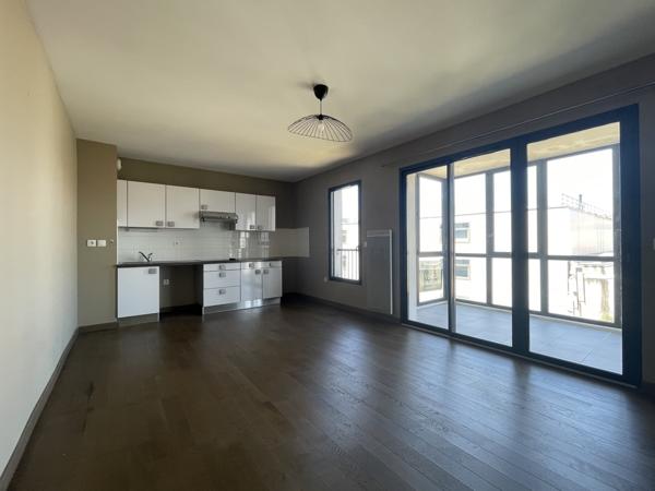 Appartement · Vente Bordeaux (33300) 2 pièces · 47m²