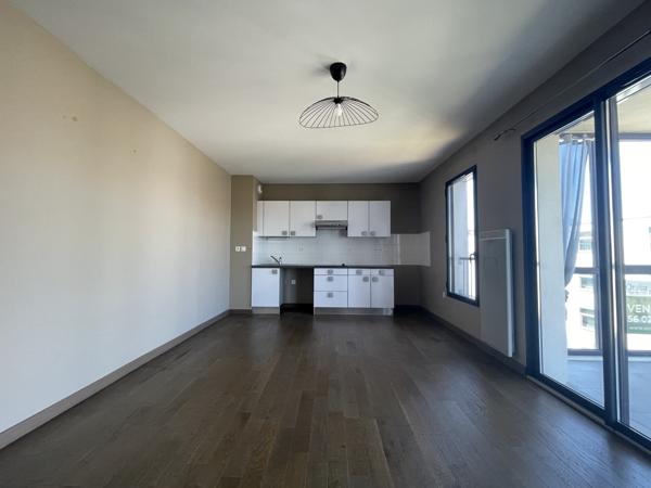 Appartement · Vente Bordeaux (33300) 2 pièces · 47m²