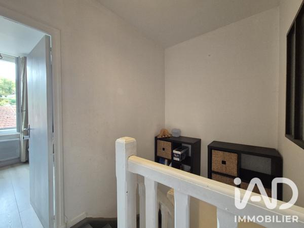 Location maison 3 pièces 58 m² Montfort-l'Amaury