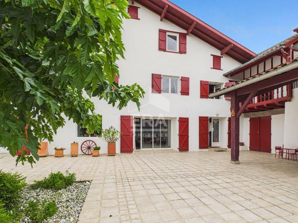 Hasparren - Vente Villa - rare sur le marché