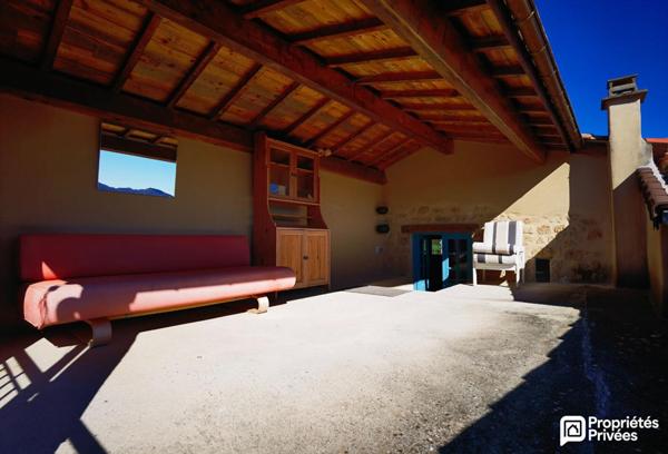 Maison Pont De Labeaume 4 pièces 100 m²