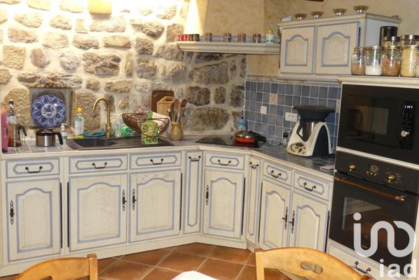 Maison de village 5 pièces de 100 m² à Burzet (07450)