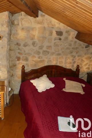 Maison de village 5 pièces de 100 m² à Burzet (07450)