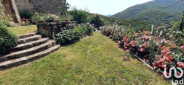 Maison de village 5 pièces de 100 m² à Burzet (07450)