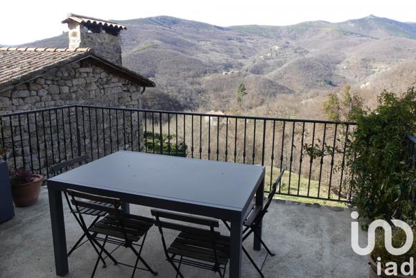 Maison de village 5 pièces de 100 m² à Burzet (07450)