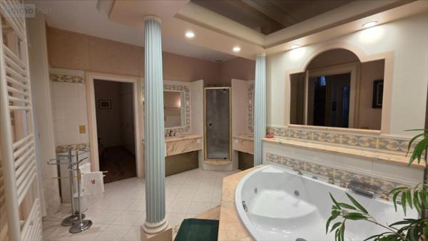 Maison de ville à vendre à Châteauroux dans l'Indre (36000), ref : 021/1571