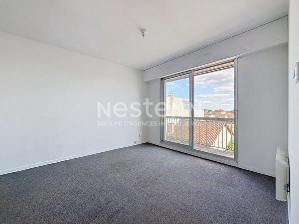 Secteur des Ruchoux, studio de plus de 34m2, balcon et stationnement privatif
