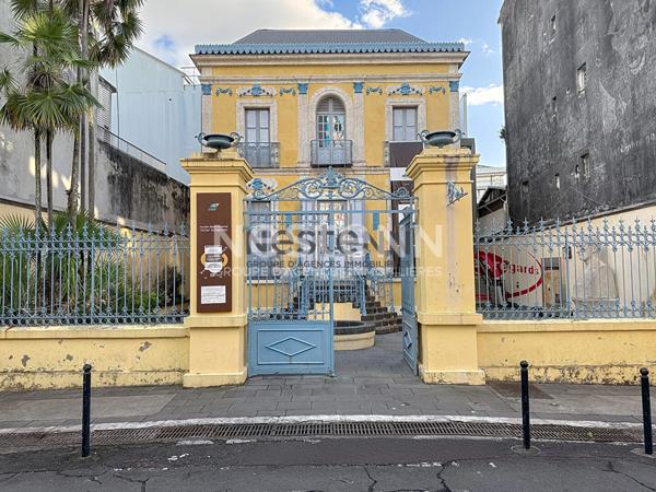 A VENDRE LOCAL COMMERCIAL A PTP DE 132m2 A RENOVER OU NOUVEAU PROJET BATIMENT R+3