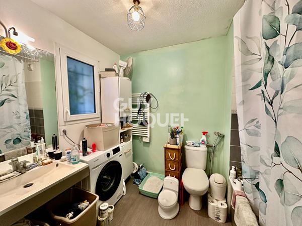 CHARMANT T2 AVEC BALCON ET PARKING