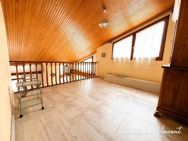 Maison à POUZAUGES, 85700 - 6 pièces 175m²