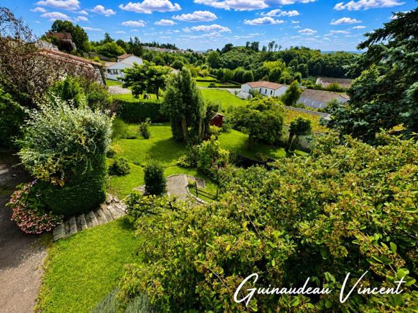 Maison à POUZAUGES, 85700 - 6 pièces 175m²