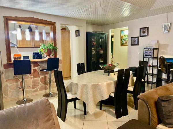 Maison à vendre    6 pièces •  Le Lamentin