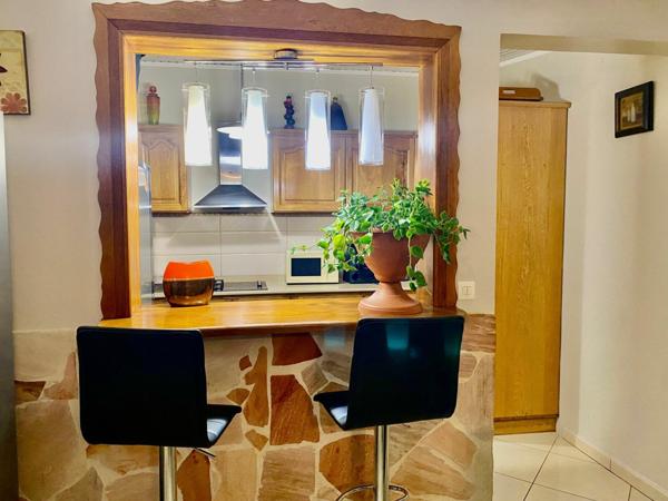 Maison à vendre    6 pièces •  Le Lamentin