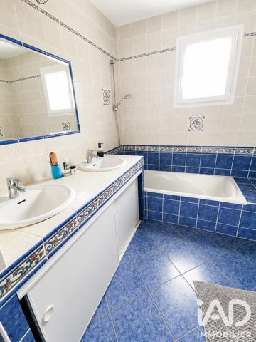 Maison à vendre 6 pièces 111 m² La Garnache