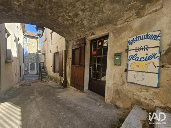 Location restaurant 95 m² Saint-Julien-de-Peyrolas