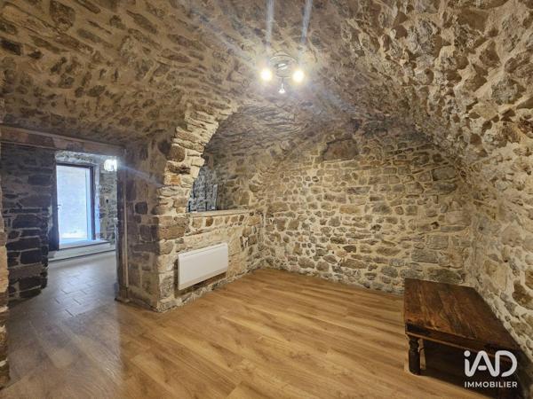 Location restaurant 95 m² Saint-Julien-de-Peyrolas