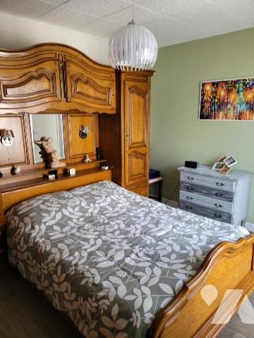 Au dernier étage d'une résidence, grand appartement de type 3 avec terrasse, garage et stationnement