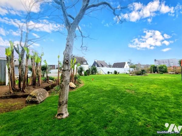 Maison familiale + maison indépendante+ hangar