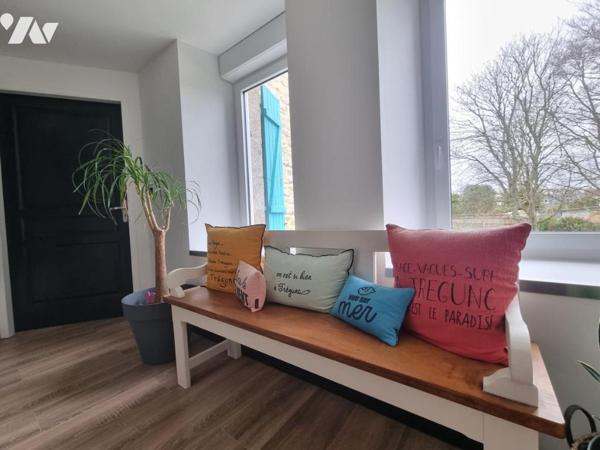 Maison familiale + maison indépendante+ hangar