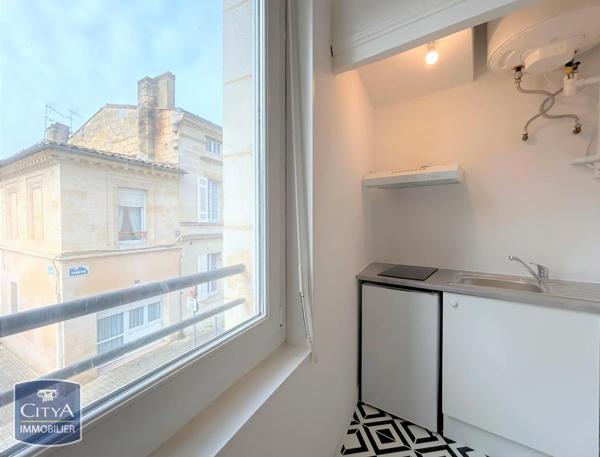 Appartement à louer 1 pièce 23.88m² Libourne (33500)