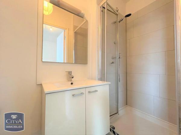 Appartement à louer 1 pièce 23.88m² Libourne (33500)