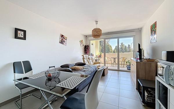 Appartement à vendre    2 pièces • 44 m2 Montpellier