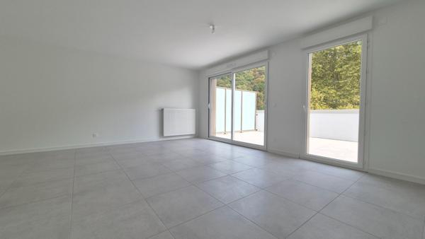 Appartement Saint Martin D Heres 2 pièce(s) 53.8 m2