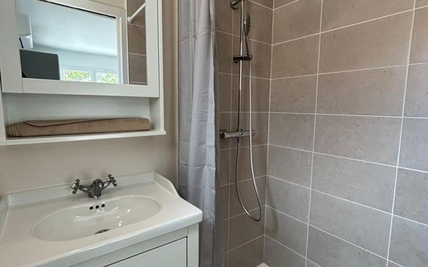 Appartement à louer    2 pièces •  Pessac