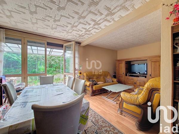 Maison 5 pièces de 90 m² à Rosny-sur-Seine (78710)