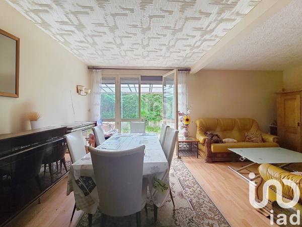 Maison 5 pièces de 90 m² à Rosny-sur-Seine (78710)