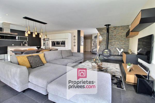 1h15 de PARIS - MAISON CONTEMPORAINE DE PLAIN-PIED 150 m2, CHALET, GARAGE de 80 m2, Le TOUT EDIFIE SUR -6400 m2 DE TERRAIN CLOS