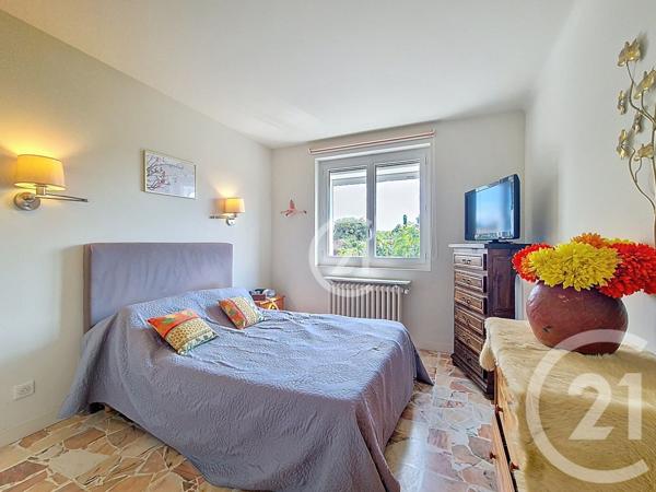 Maison à vendre  4 pièces - 137,51 m2 ST MARTIN DE CRAU - 13