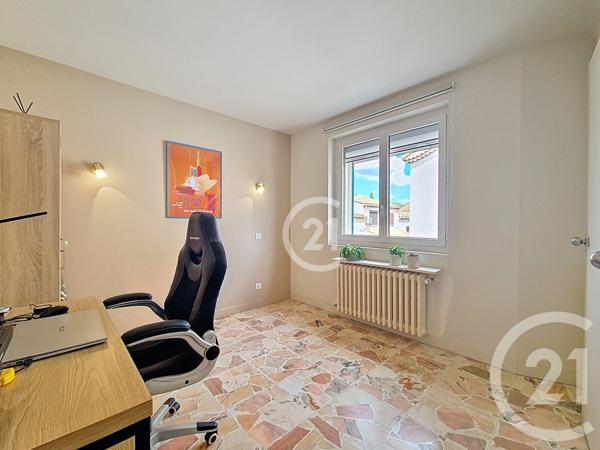 Maison à vendre  4 pièces - 137,51 m2 ST MARTIN DE CRAU - 13