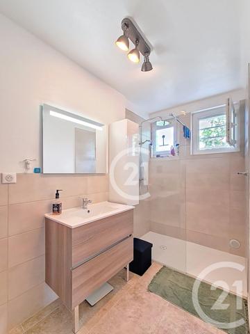 Maison à vendre  4 pièces - 137,51 m2 ST MARTIN DE CRAU - 13