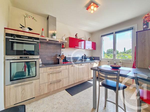 Maison à vendre  4 pièces - 137,51 m2 ST MARTIN DE CRAU - 13