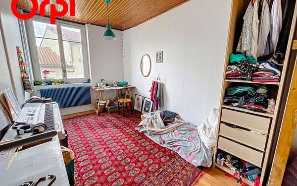 Appartement à vendre    4 pièces • 92,01 m2 Lyon 1