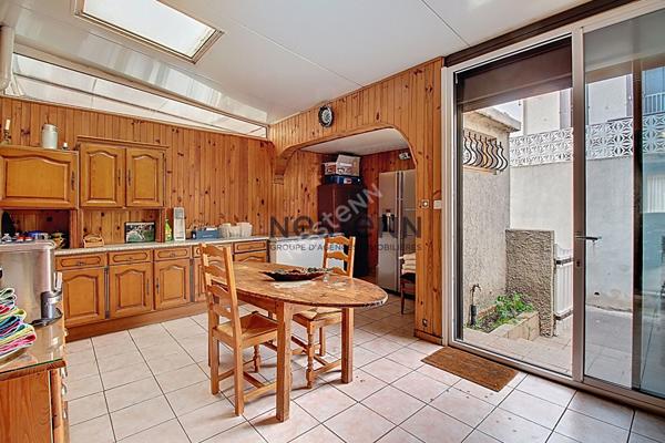 Maison Vitrolles nord 4 pièce(s) 80 m2 + veranda 23m², 3 chambres, terrain 140m² environ.