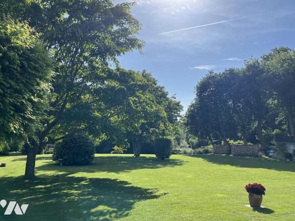 FOUESNANT – ENTRE BOURG ET PLAGES – PROPRIÉTÉ DE CHARME SUR PLUS DE 3 600 M² DE PARC ARBORÉ